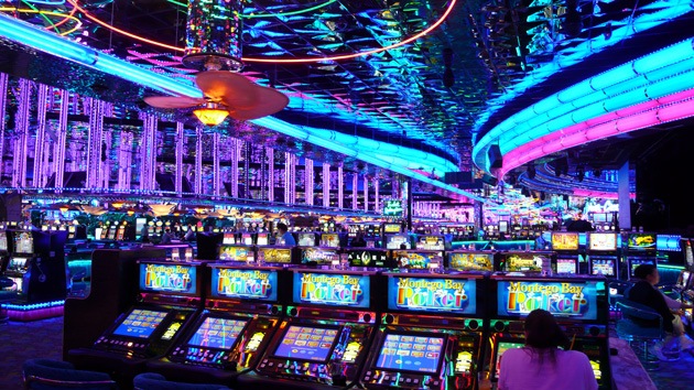 Gran Turismo - Grand Canyon: Day 3 - Boise, ID to West Wendover, NV : 600km